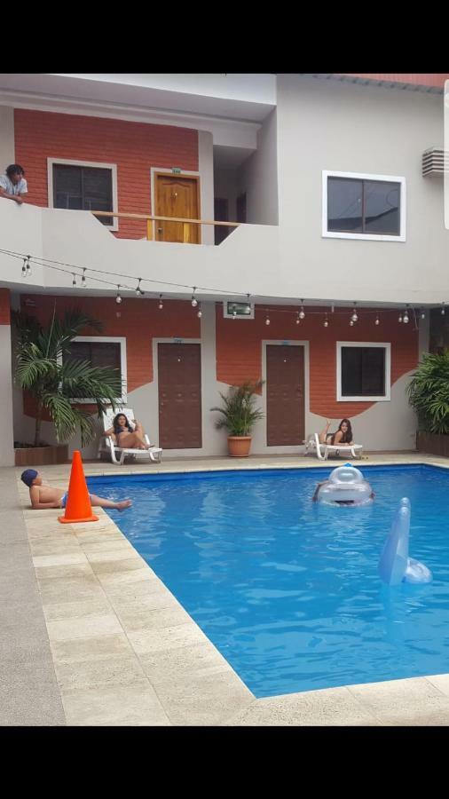 فندق Hostal Las Velas مانتا المظهر الخارجي الصورة